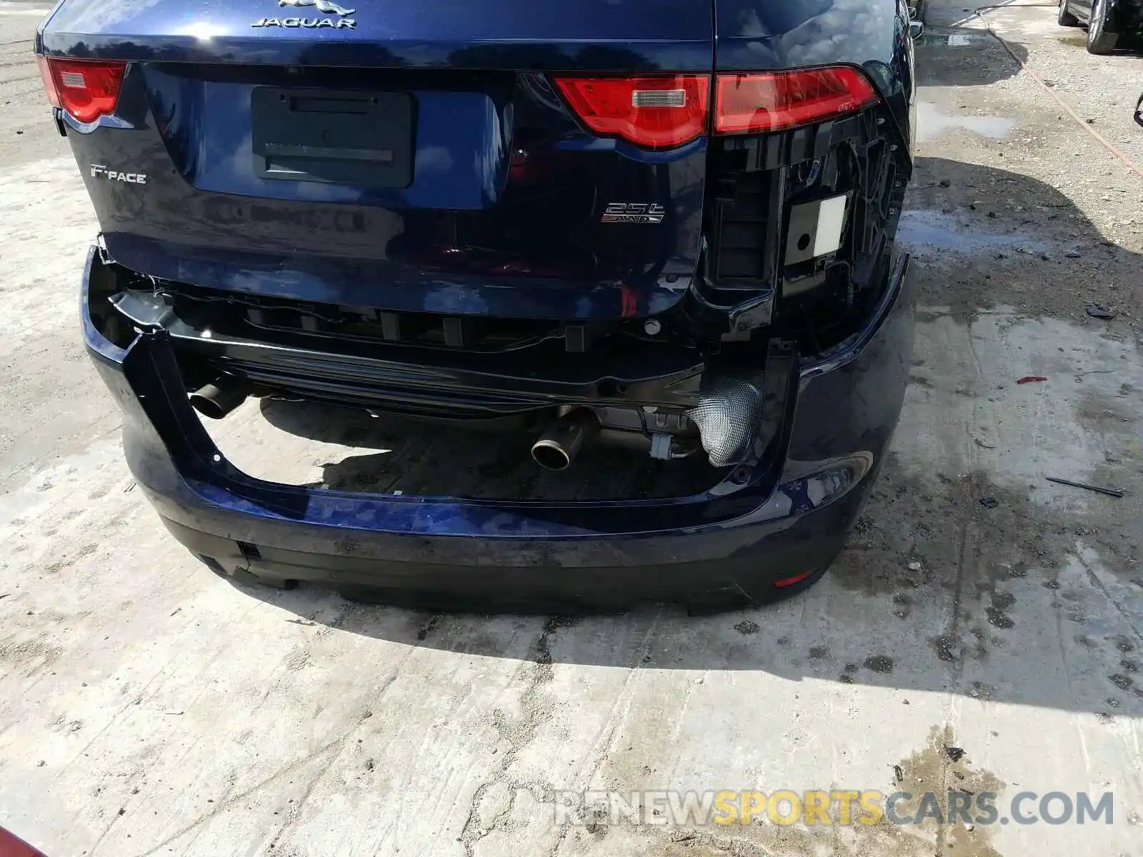 9 Photograph of a damaged car SADCJ2FX6KA396804 JAGUAR F-PACE 2019