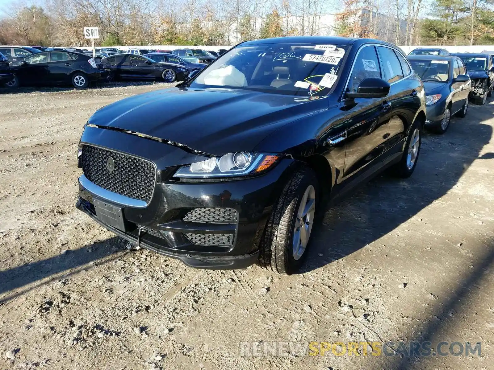 2 Фотография поврежденного автомобиля SADCJ2FX6KA398889 JAGUAR F-PACE 2019