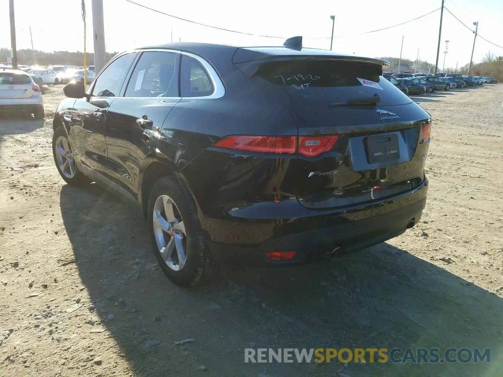 3 Фотография поврежденного автомобиля SADCJ2FX6KA398889 JAGUAR F-PACE 2019