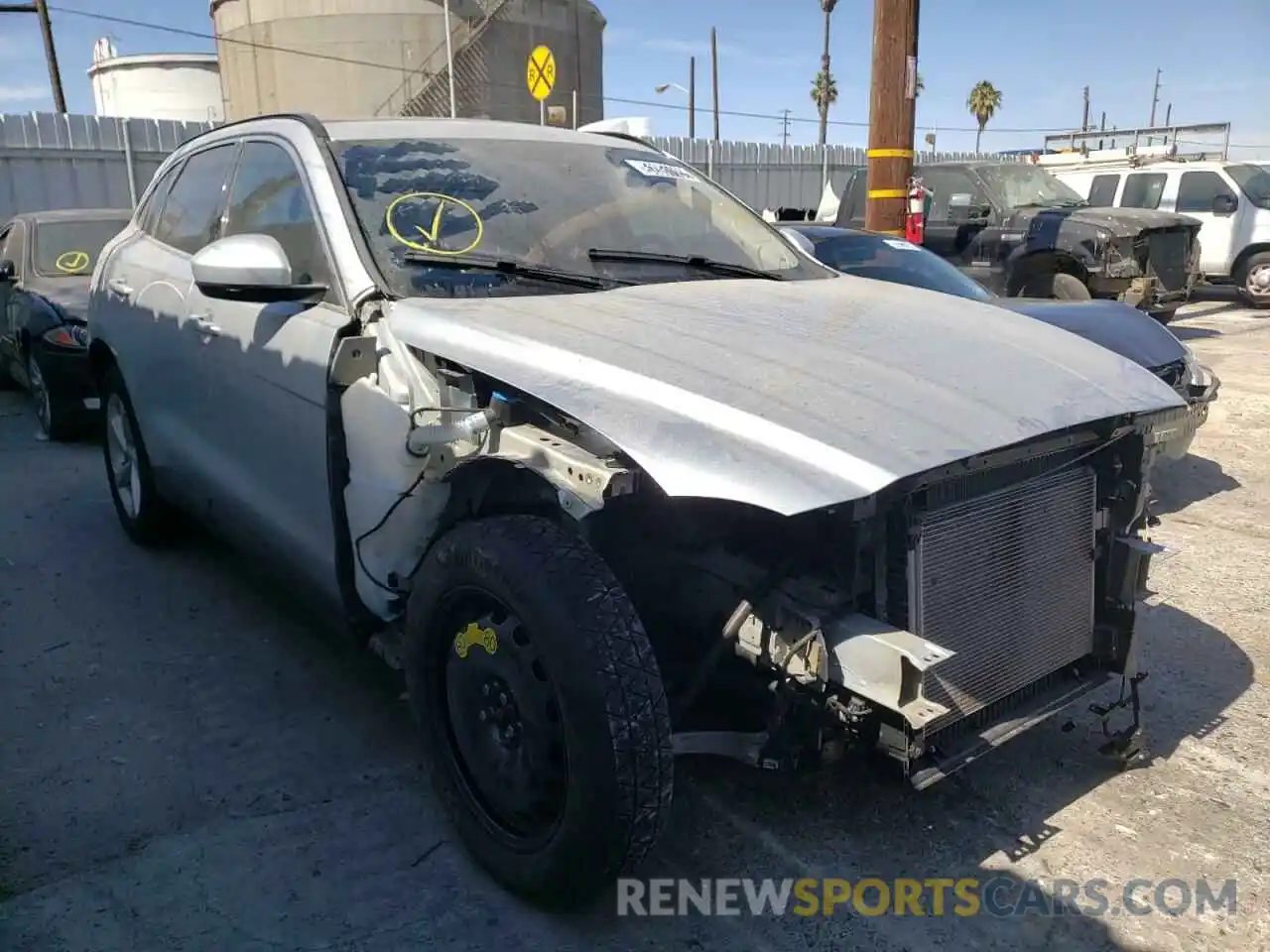 1 Photograph of a damaged car SADCJ2FX7KA365190 JAGUAR F-PACE 2019