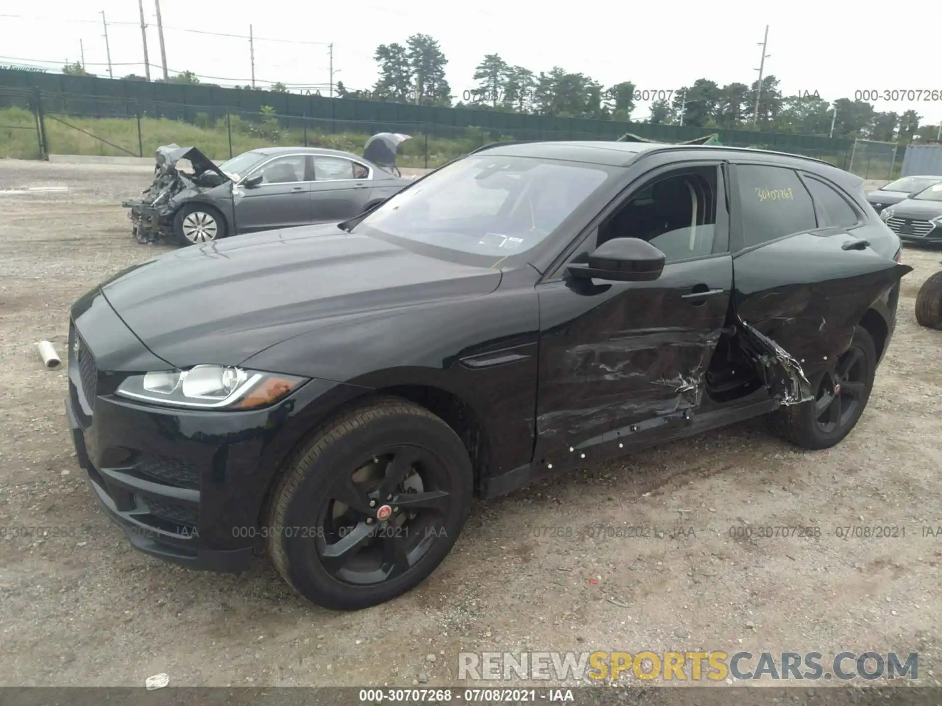 2 Photograph of a damaged car SADCJ2FX7KA366727 JAGUAR F-PACE 2019