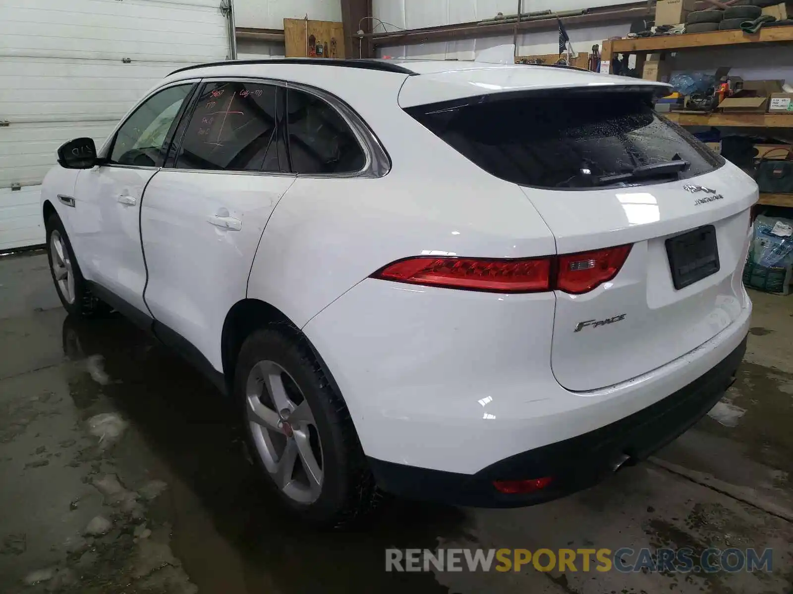 3 Photograph of a damaged car SADCJ2FX7KA393619 JAGUAR F-PACE 2019