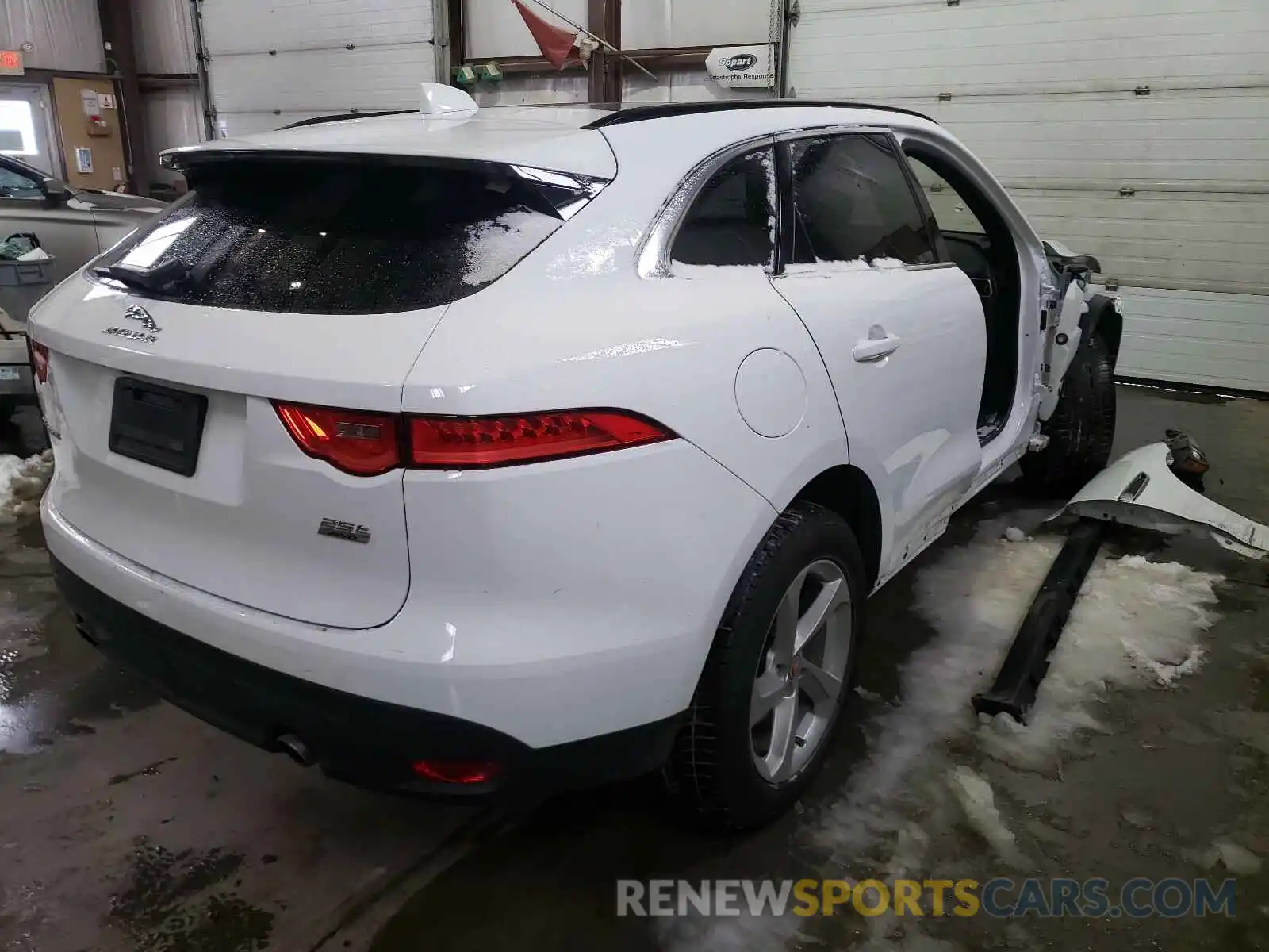 4 Photograph of a damaged car SADCJ2FX7KA393619 JAGUAR F-PACE 2019