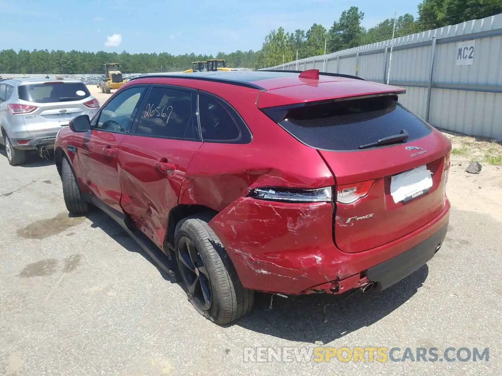 3 Фотография поврежденного автомобиля SADCJ2FX7KA395953 JAGUAR F-PACE 2019