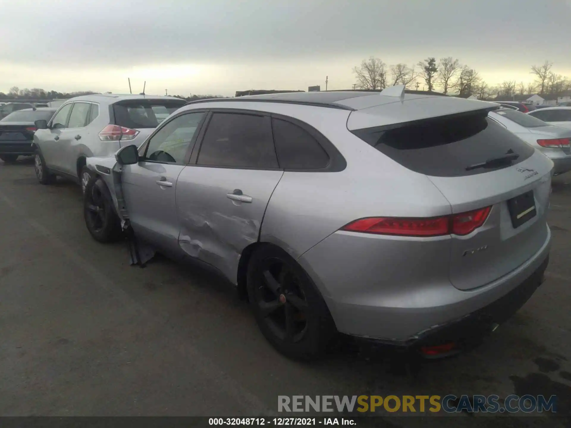 3 Photograph of a damaged car SADCJ2FX7KA601207 JAGUAR F-PACE 2019