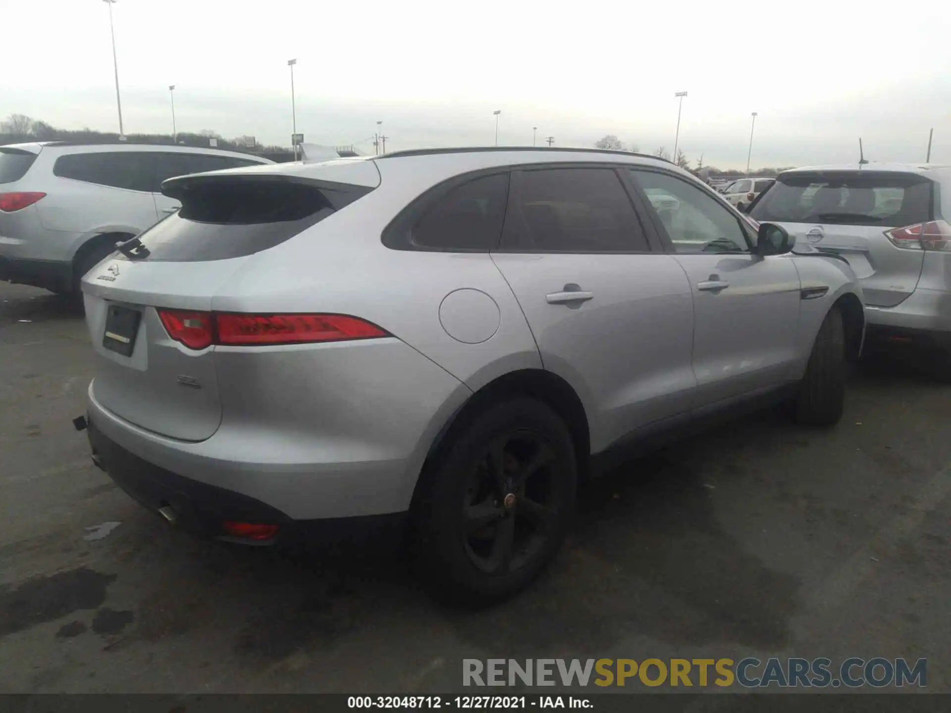 4 Фотография поврежденного автомобиля SADCJ2FX7KA601207 JAGUAR F-PACE 2019