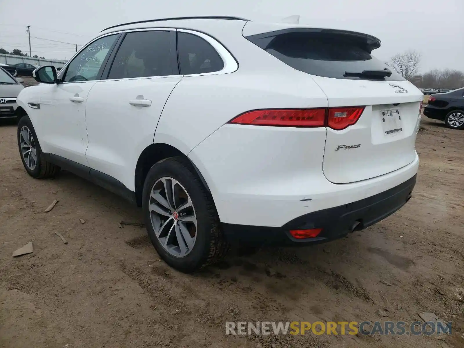 3 Photograph of a damaged car SADCJ2FX8KA396108 JAGUAR F-PACE 2019