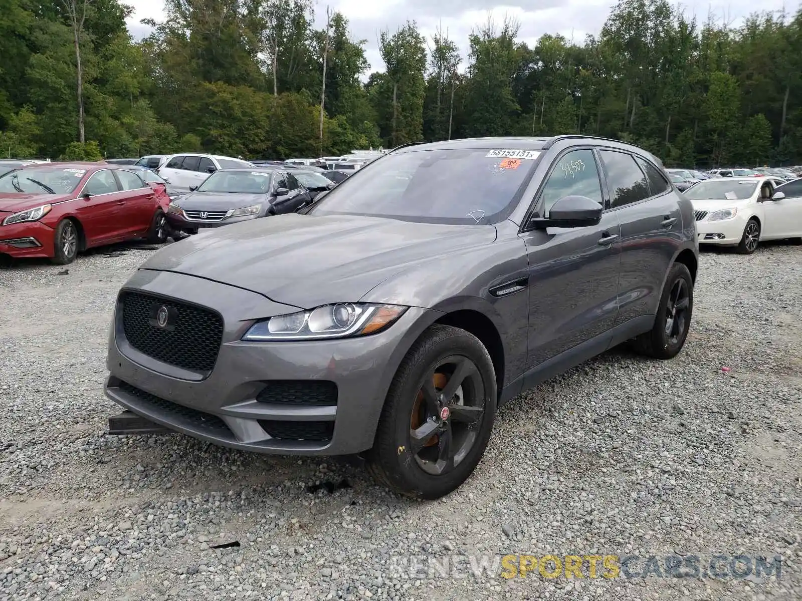 2 Фотография поврежденного автомобиля SADCJ2FX8KA397419 JAGUAR F-PACE 2019