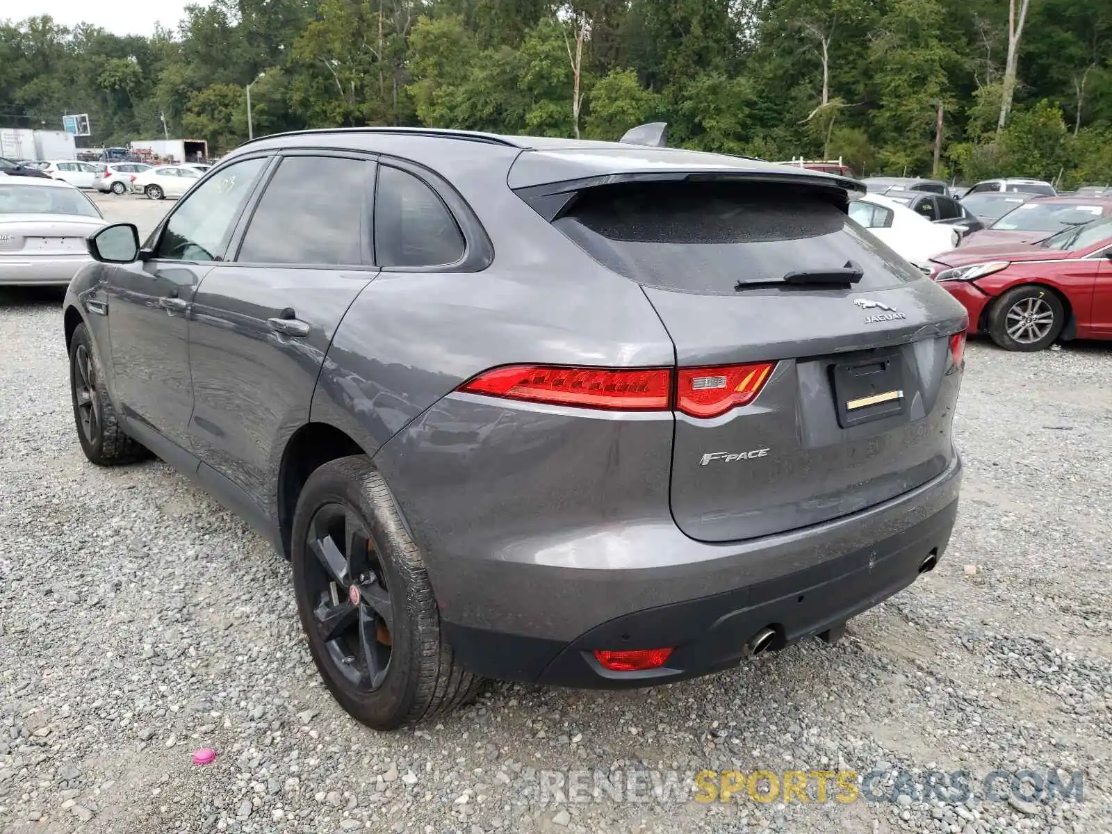 3 Photograph of a damaged car SADCJ2FX8KA397419 JAGUAR F-PACE 2019