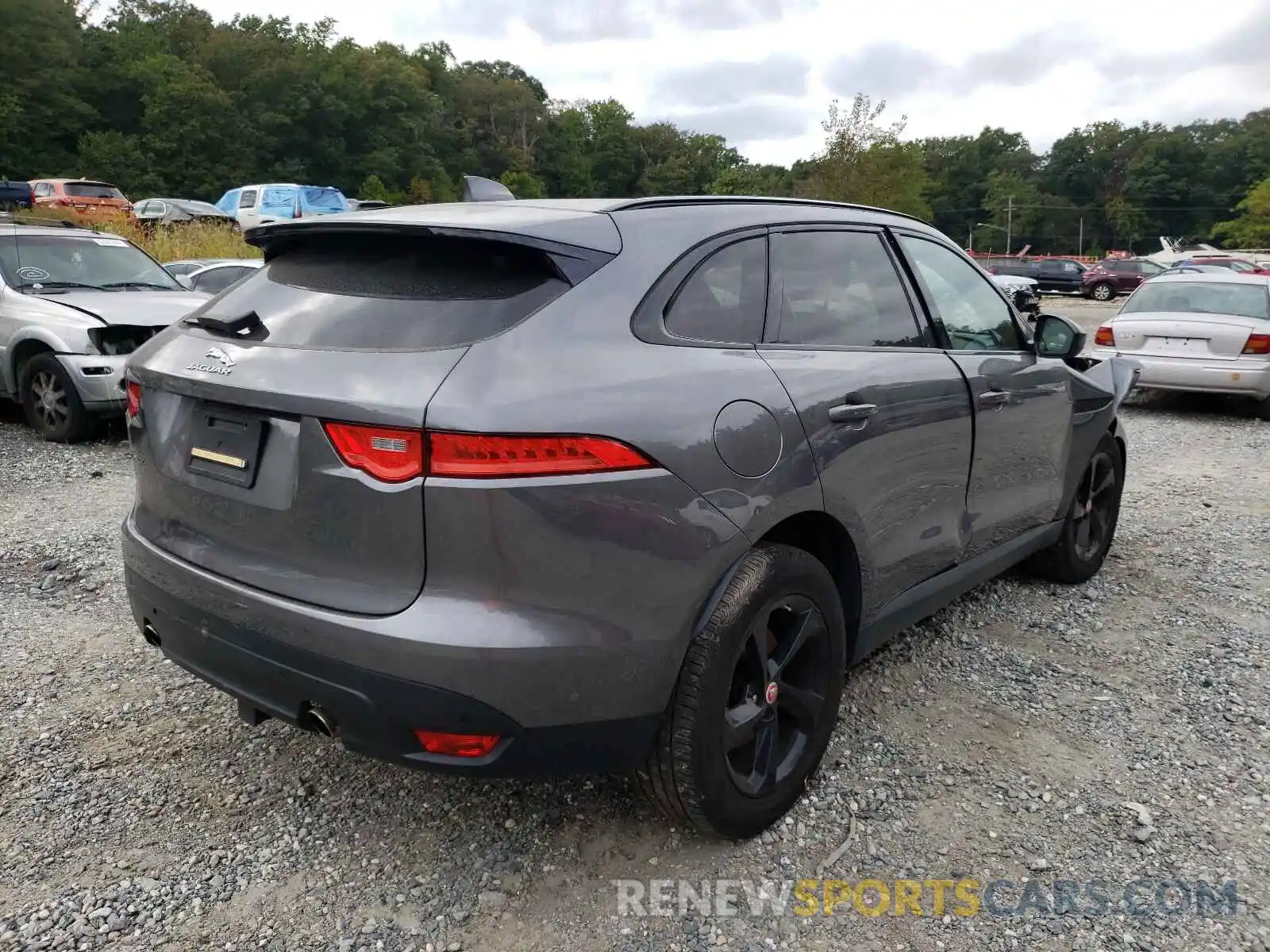 4 Photograph of a damaged car SADCJ2FX8KA397419 JAGUAR F-PACE 2019