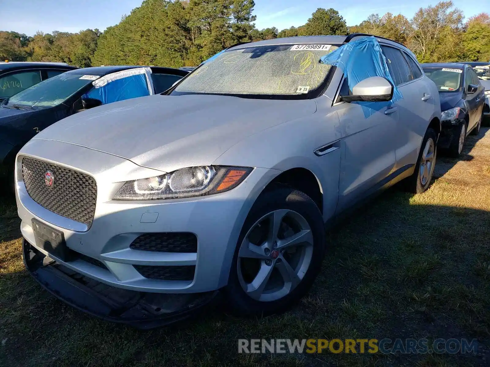 2 Фотография поврежденного автомобиля SADCJ2FX9KA356362 JAGUAR F-PACE 2019