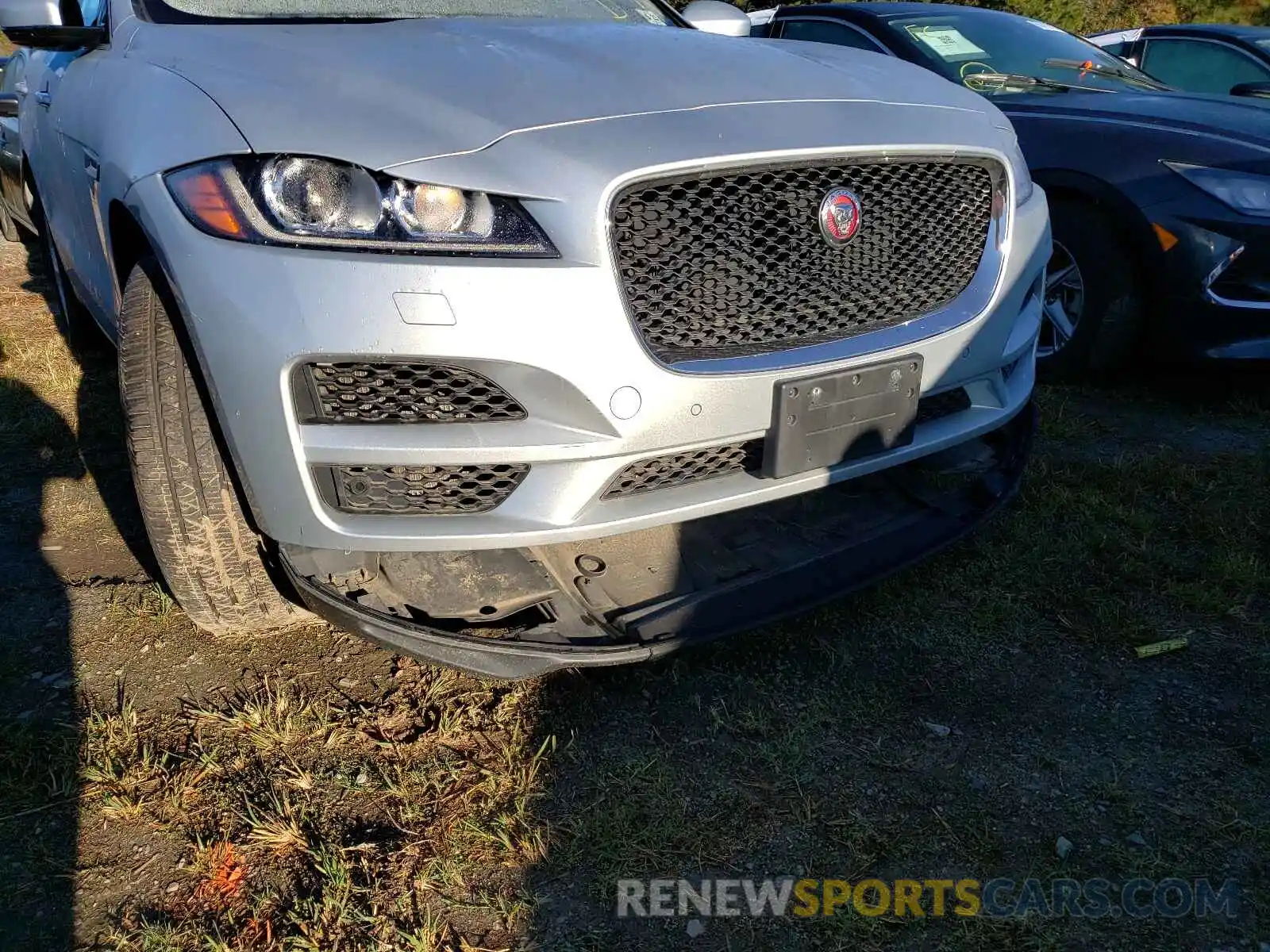 9 Photograph of a damaged car SADCJ2FX9KA356362 JAGUAR F-PACE 2019