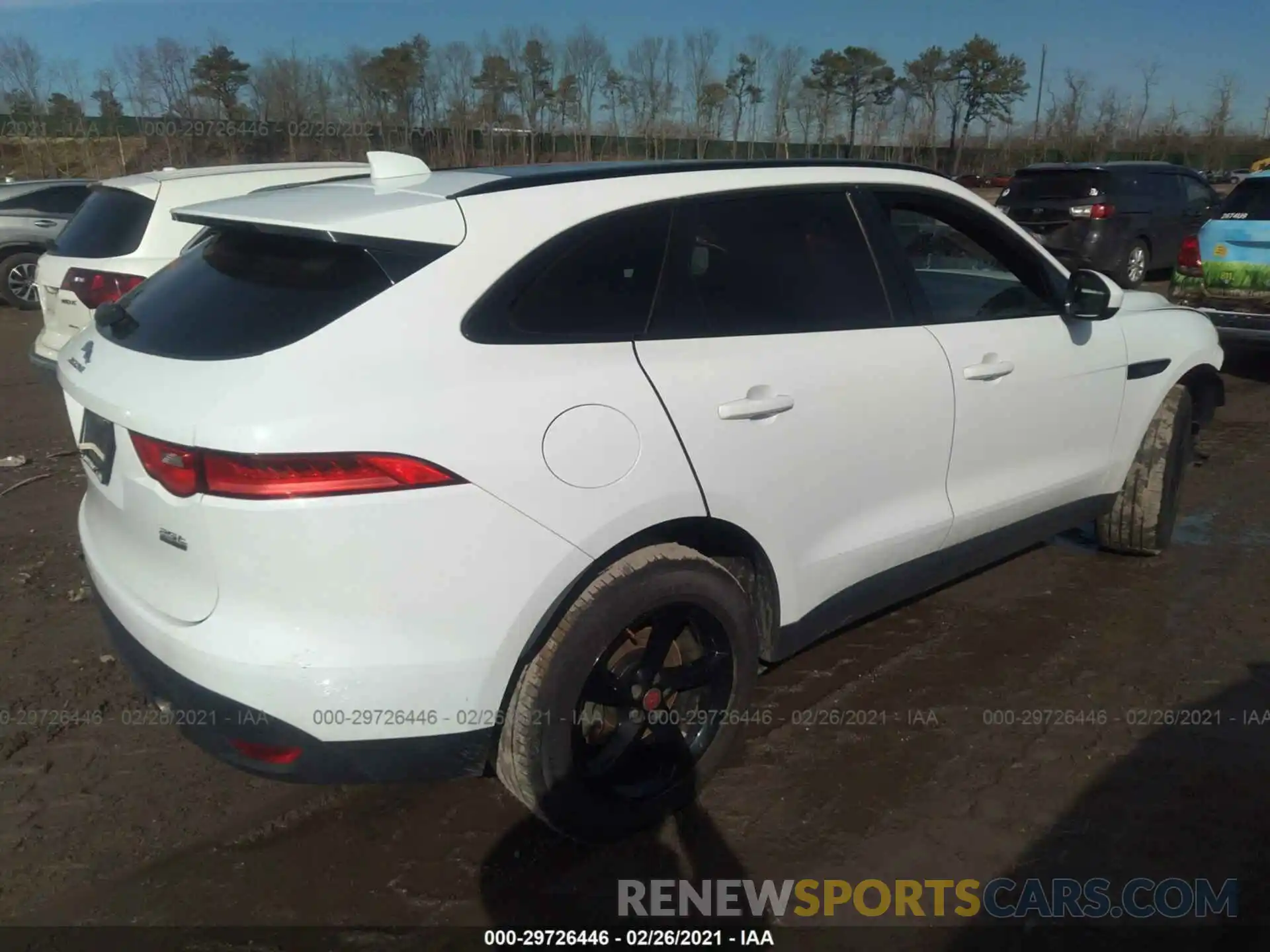 4 Фотография поврежденного автомобиля SADCJ2FX9KA356412 JAGUAR F-PACE 2019