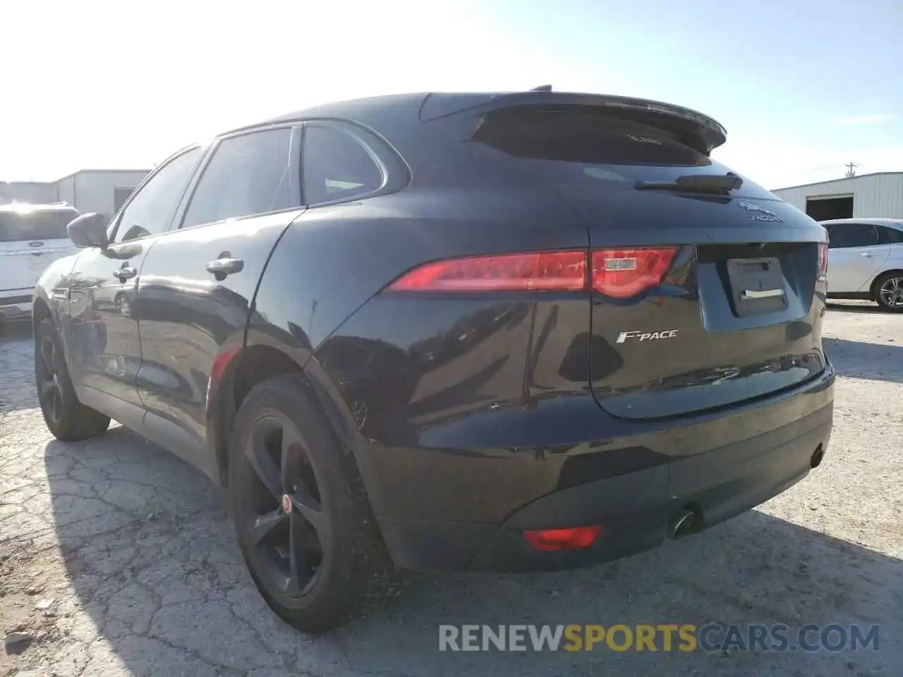 3 Photograph of a damaged car SADCJ2FX9KA362422 JAGUAR F-PACE 2019