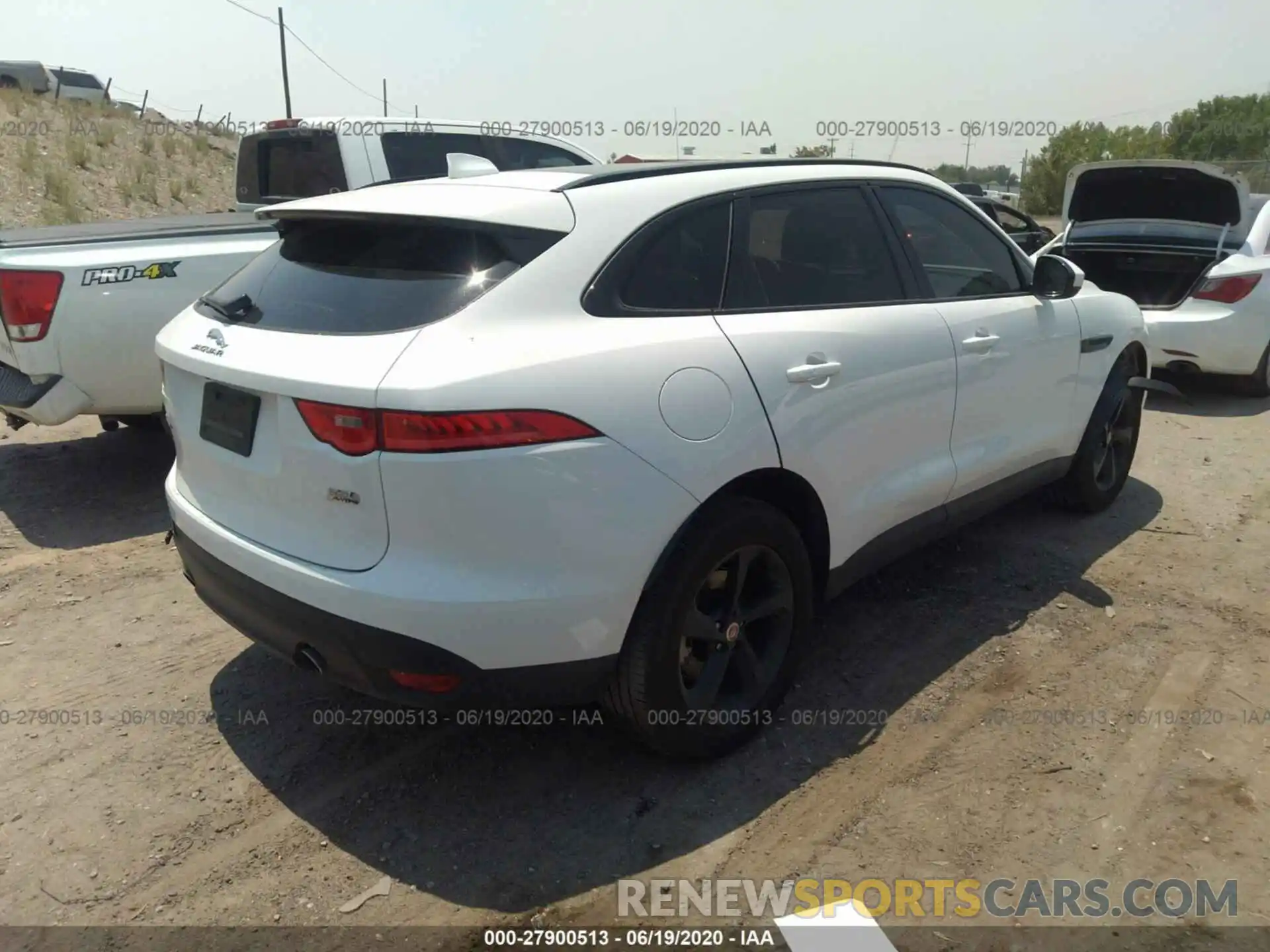 4 Фотография поврежденного автомобиля SADCJ2FX9KA600723 JAGUAR F-PACE 2019