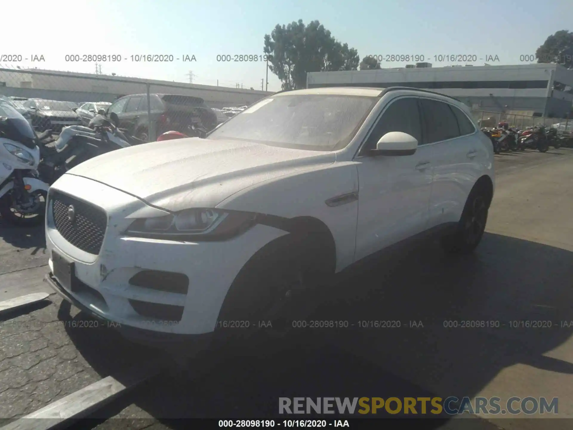 2 Фотография поврежденного автомобиля SADCJ2FX9KA616596 JAGUAR F-PACE 2019