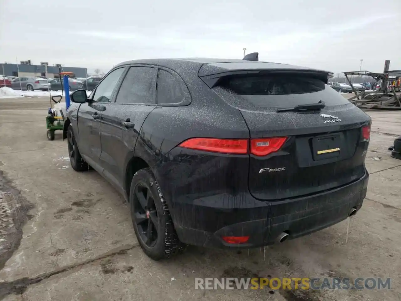 3 Фотография поврежденного автомобиля SADCJ2FXXKA365684 JAGUAR F-PACE 2019