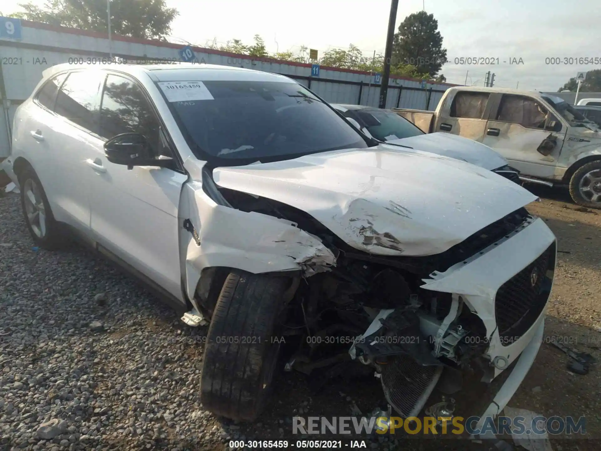1 Photograph of a damaged car SADCJ2FXXKA603338 JAGUAR F-PACE 2019