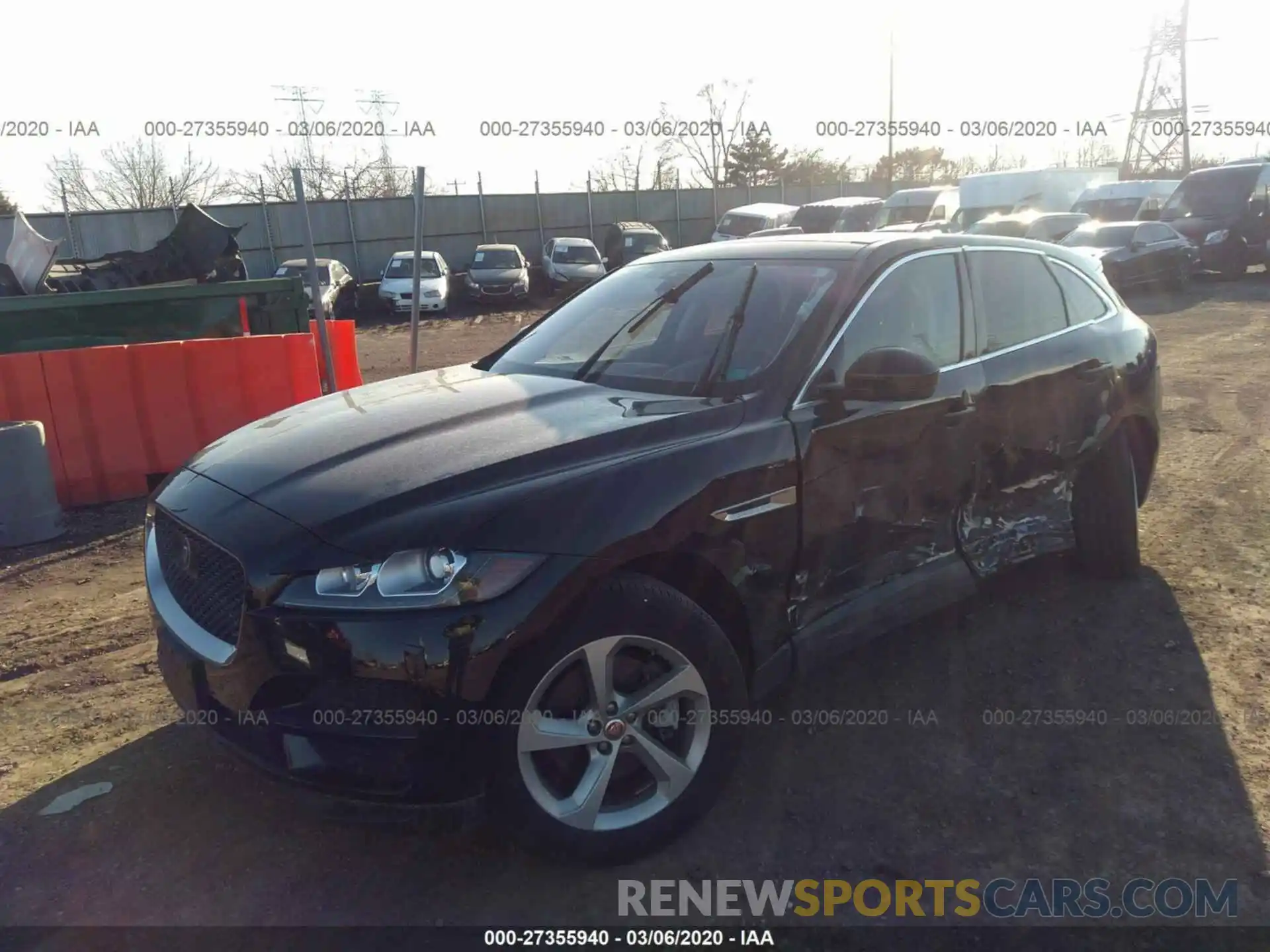 2 Фотография поврежденного автомобиля SADCJ2GX0KA354885 JAGUAR F-PACE 2019