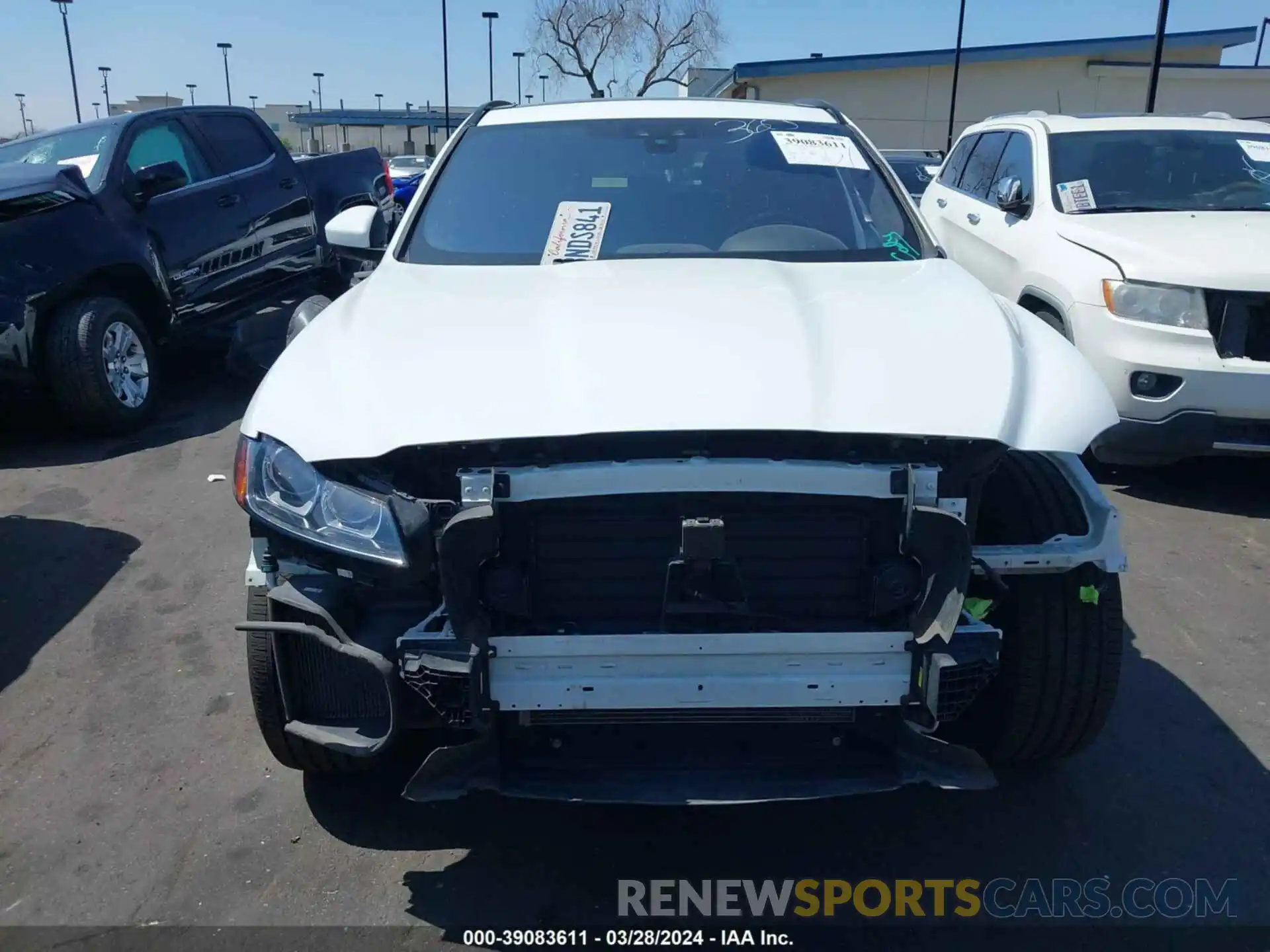 13 Photograph of a damaged car SADCJ2GX2KA368559 JAGUAR F-PACE 2019