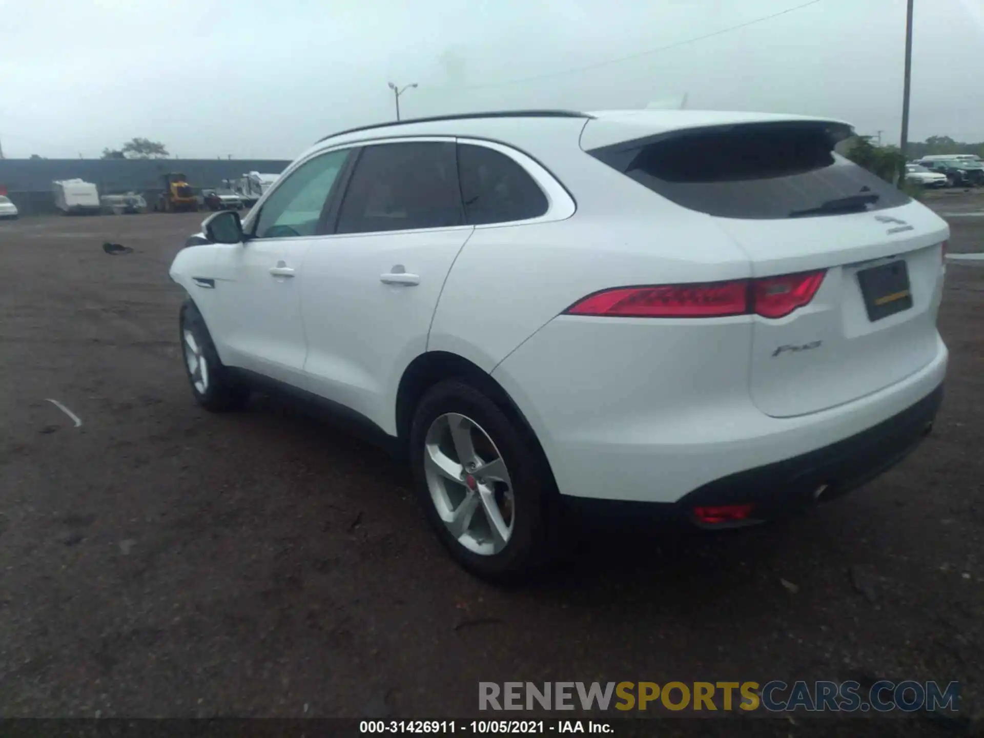 3 Фотография поврежденного автомобиля SADCJ2GX6KA391164 JAGUAR F-PACE 2019