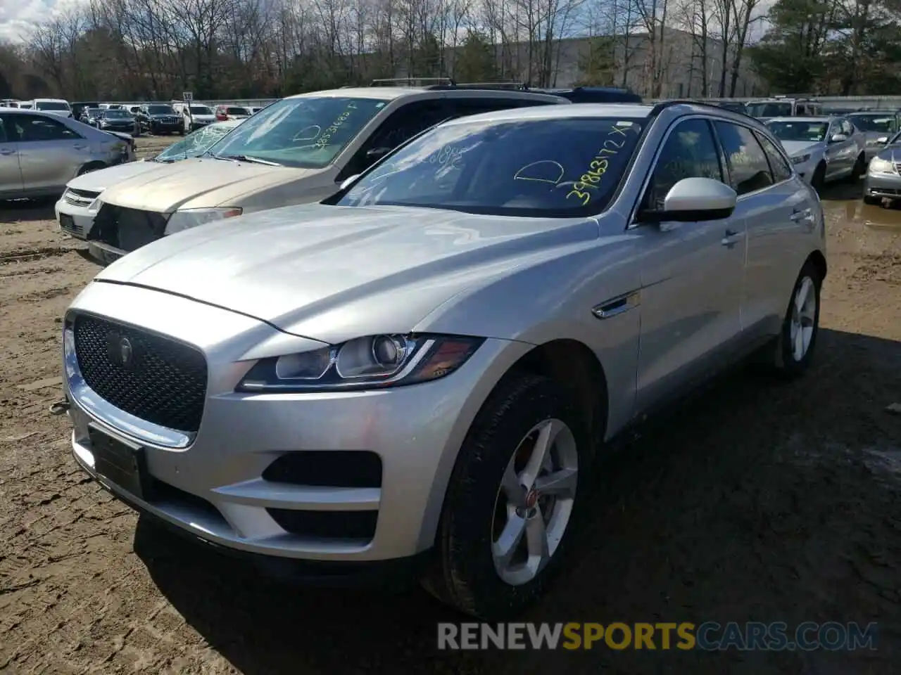 2 Фотография поврежденного автомобиля SADCJ2GX7KA395384 JAGUAR F-PACE 2019