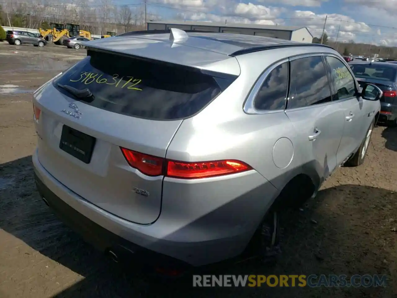 4 Фотография поврежденного автомобиля SADCJ2GX7KA395384 JAGUAR F-PACE 2019