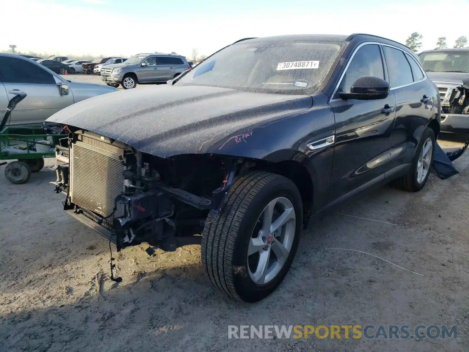 2 Фотография поврежденного автомобиля SADCJ2GX7KA605952 JAGUAR F-PACE 2019