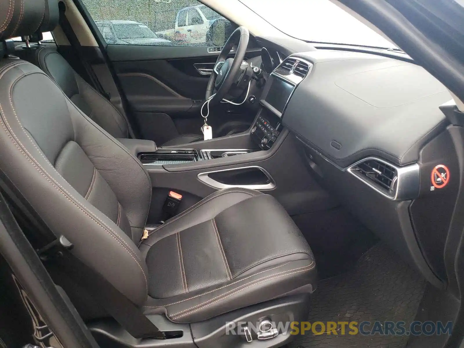 5 Photograph of a damaged car SADCK2FX0KA600901 JAGUAR F-PACE 2019