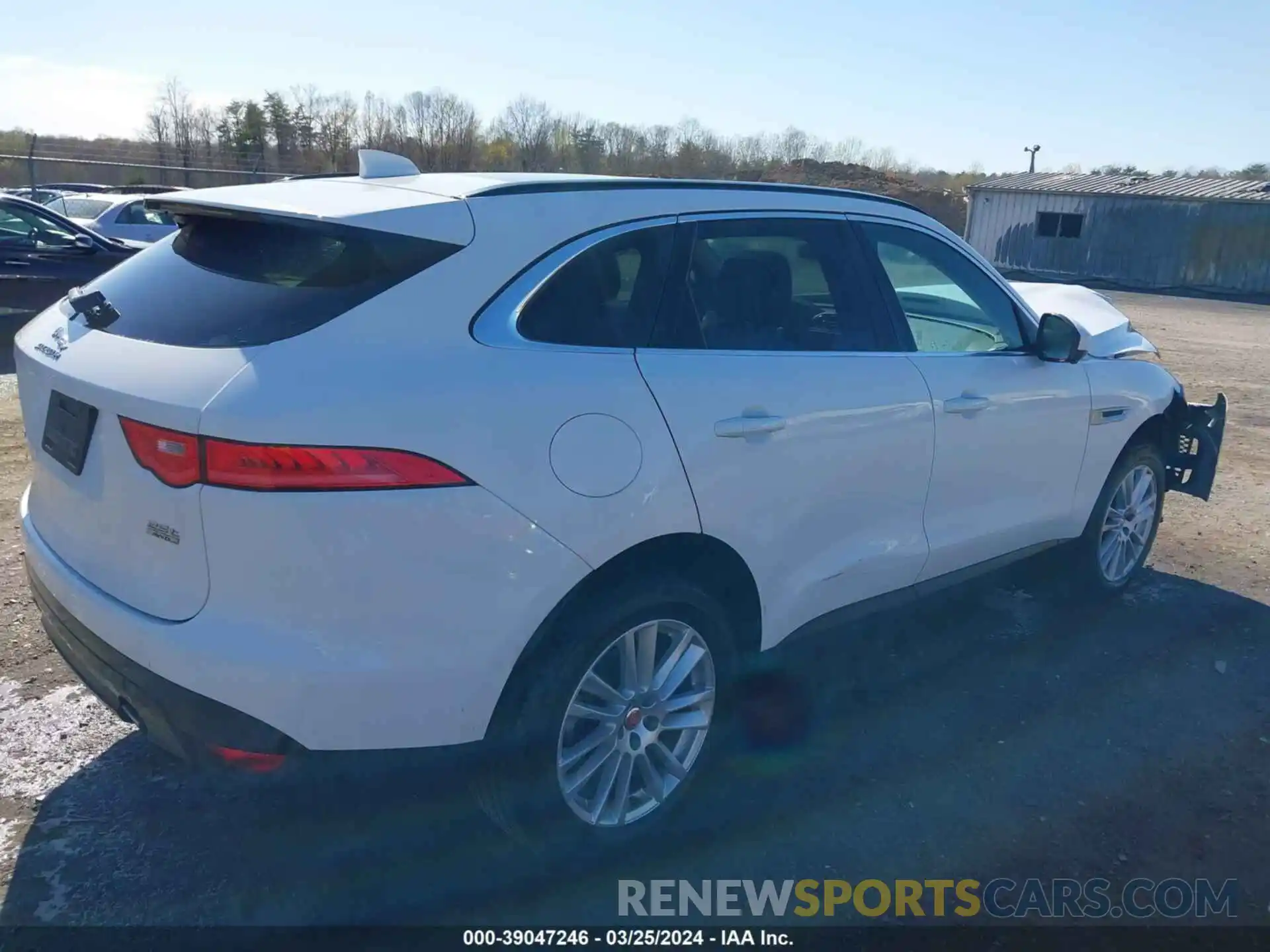 4 Photograph of a damaged car SADCK2FX0KA609677 JAGUAR F-PACE 2019