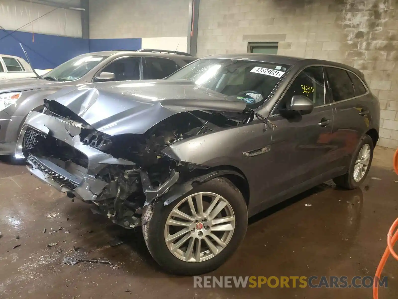 2 Фотография поврежденного автомобиля SADCK2FX1KA365473 JAGUAR F-PACE 2019