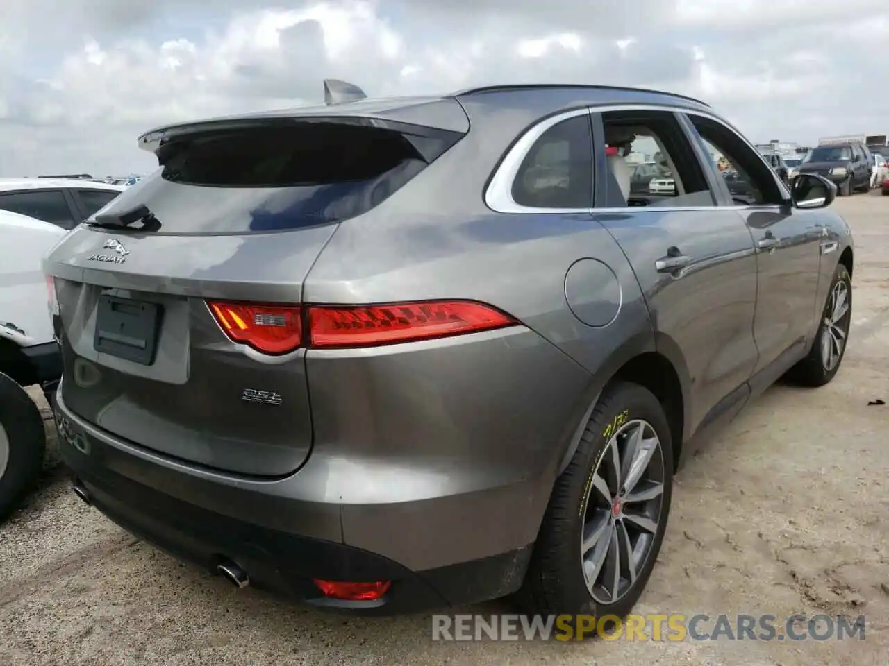 4 Фотография поврежденного автомобиля SADCK2FX1KA610997 JAGUAR F-PACE 2019