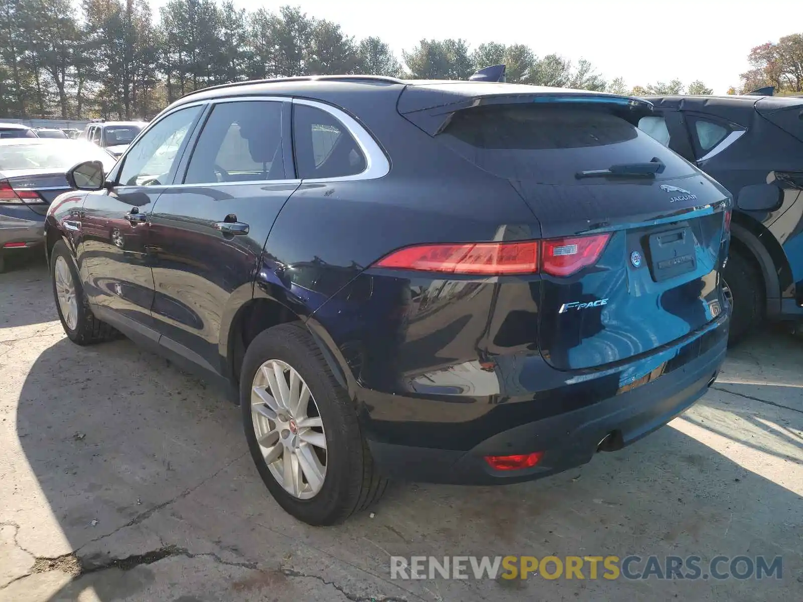 3 Фотография поврежденного автомобиля SADCK2FX2KA394982 JAGUAR F-PACE 2019