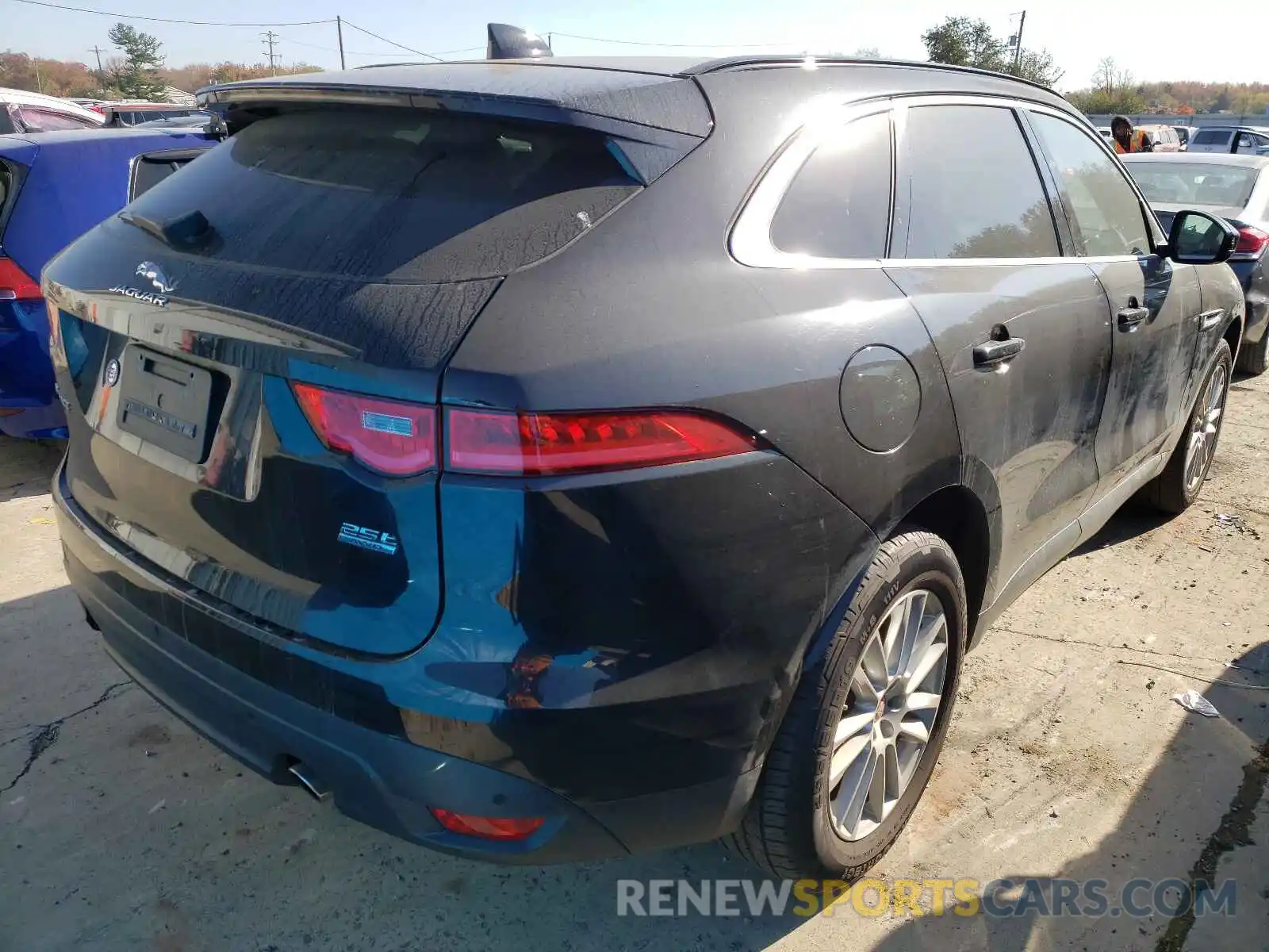 4 Фотография поврежденного автомобиля SADCK2FX2KA394982 JAGUAR F-PACE 2019