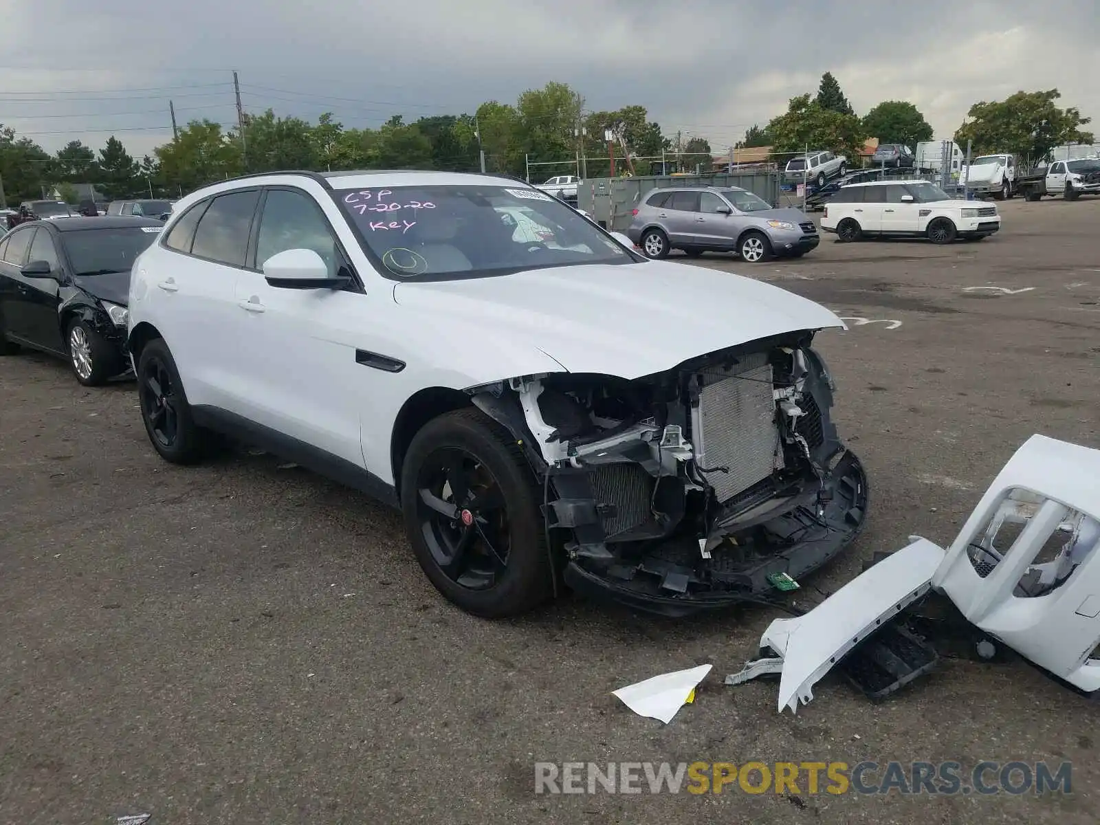 1 Фотография поврежденного автомобиля SADCK2FX2KA600706 JAGUAR F-PACE 2019