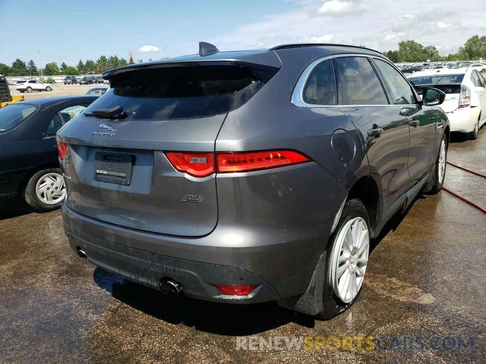 4 Фотография поврежденного автомобиля SADCK2FX2KA600933 JAGUAR F-PACE 2019