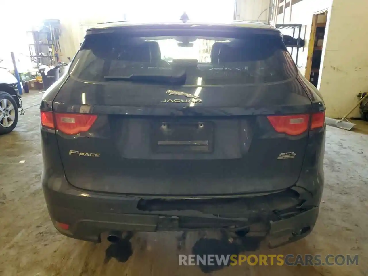 6 Photograph of a damaged car SADCK2FX3KA398216 JAGUAR F-PACE 2019