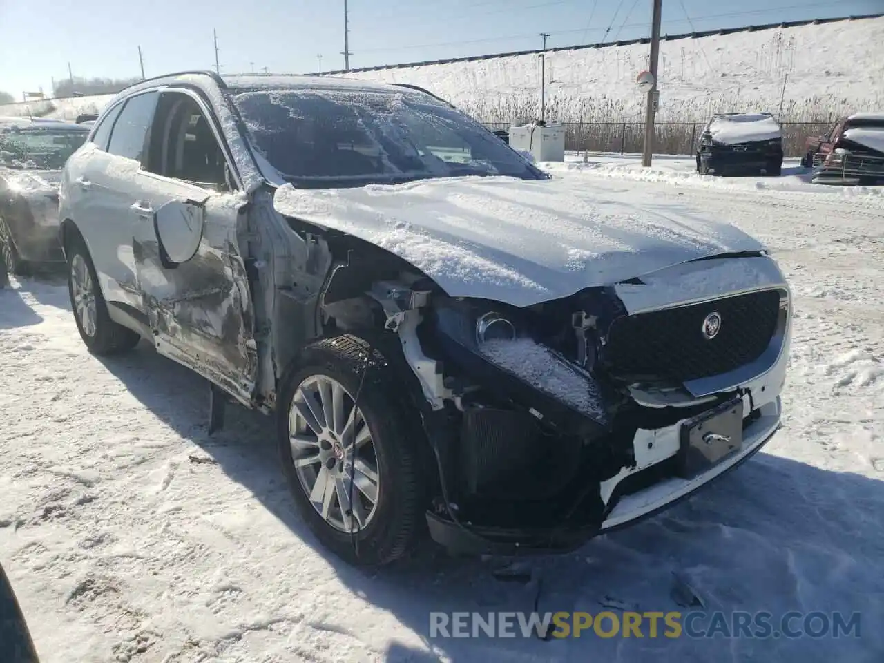 1 Photograph of a damaged car SADCK2FX5KA352371 JAGUAR F-PACE 2019