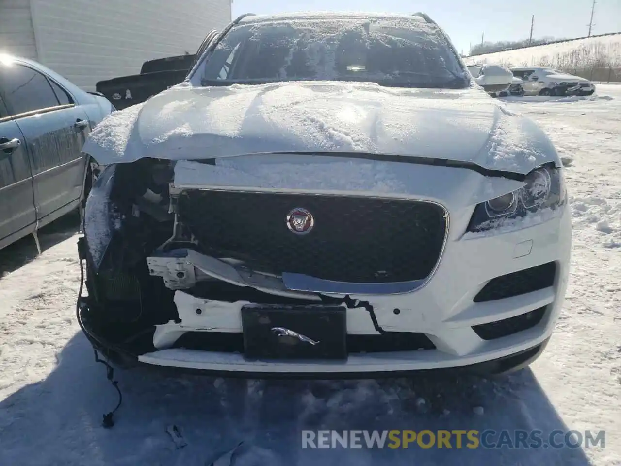 9 Photograph of a damaged car SADCK2FX5KA352371 JAGUAR F-PACE 2019