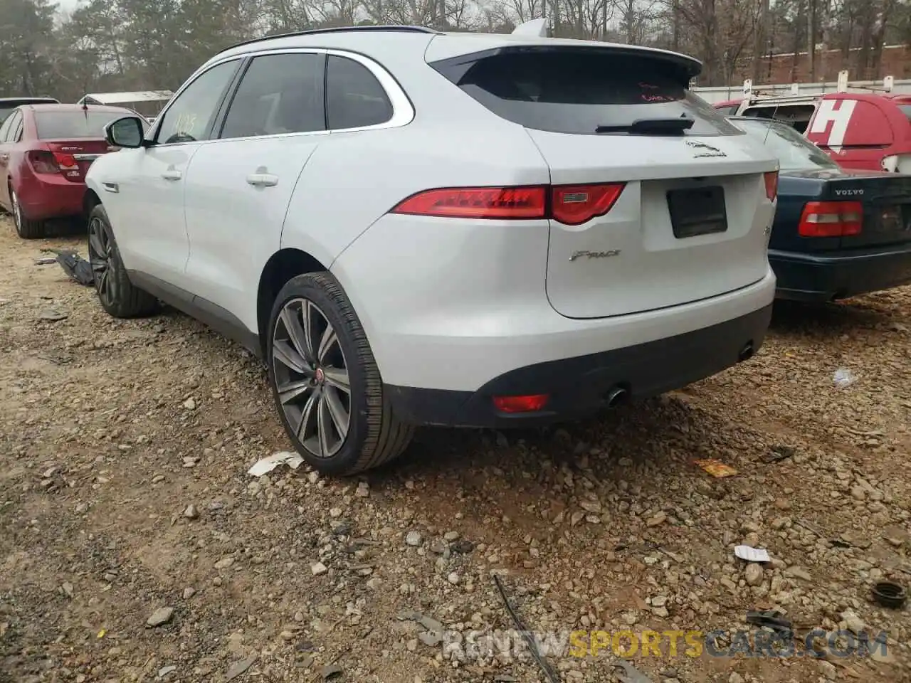 3 Фотография поврежденного автомобиля SADCK2FX6KA609571 JAGUAR F-PACE 2019