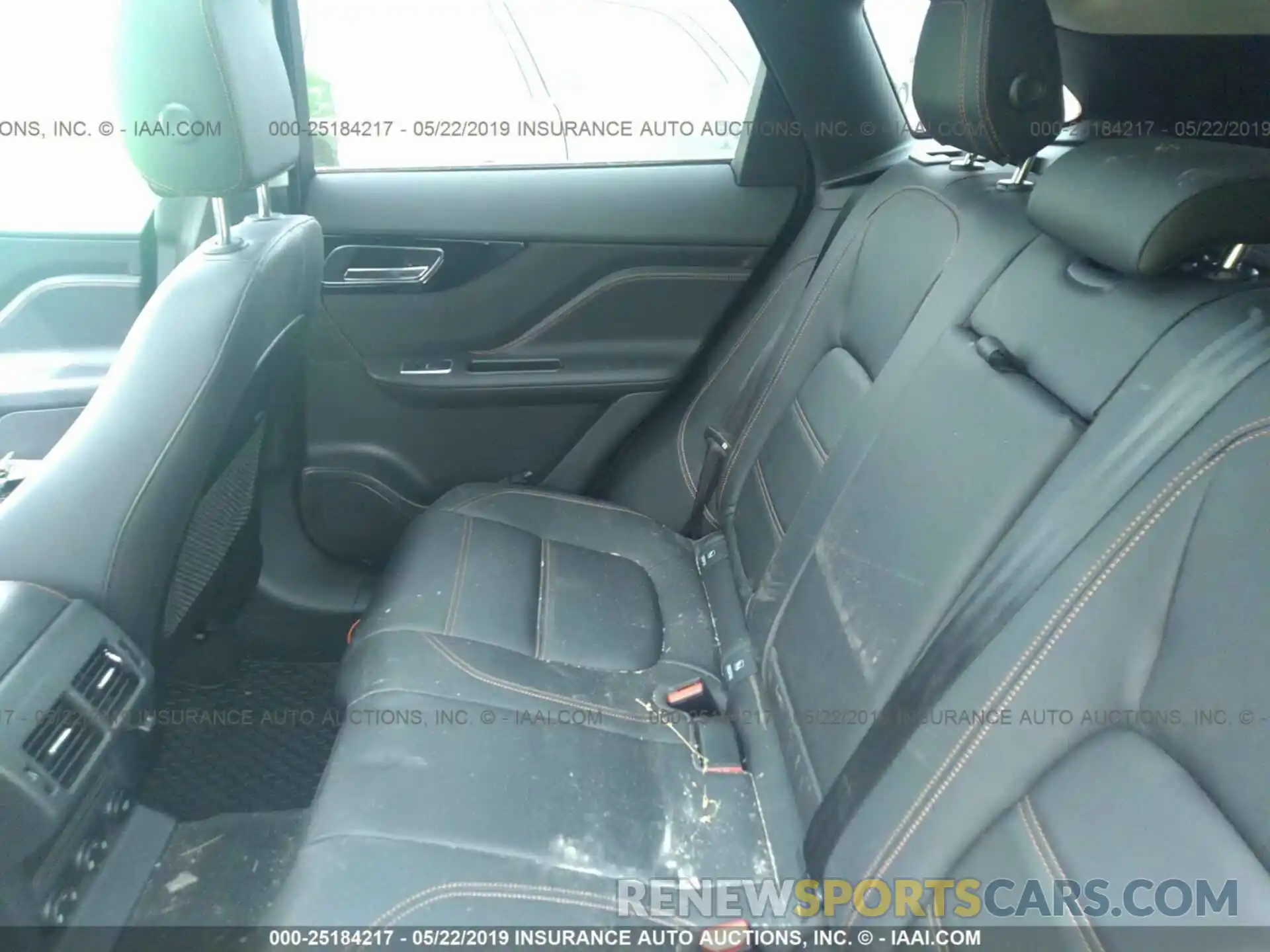 8 Photograph of a damaged car SADCK2FX7KA352159 JAGUAR F-PACE 2019