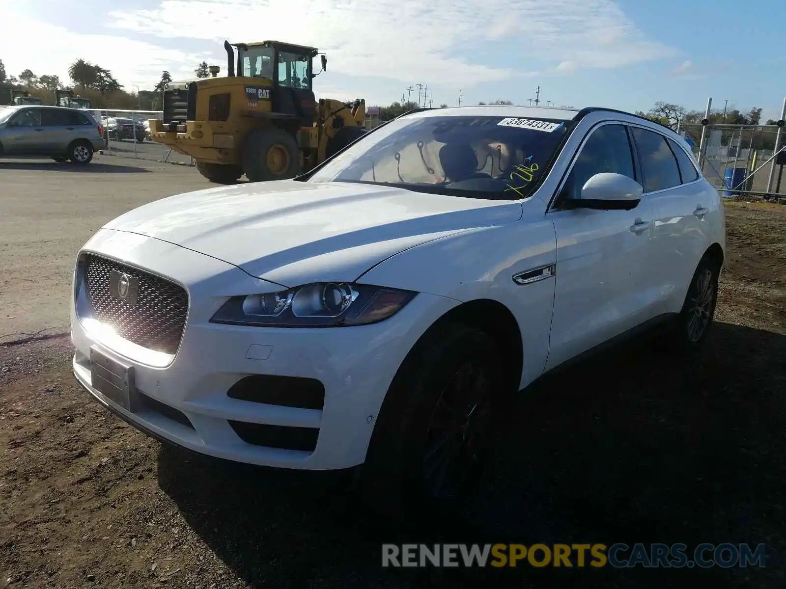 2 Фотография поврежденного автомобиля SADCK2FX7KA354946 JAGUAR F-PACE 2019