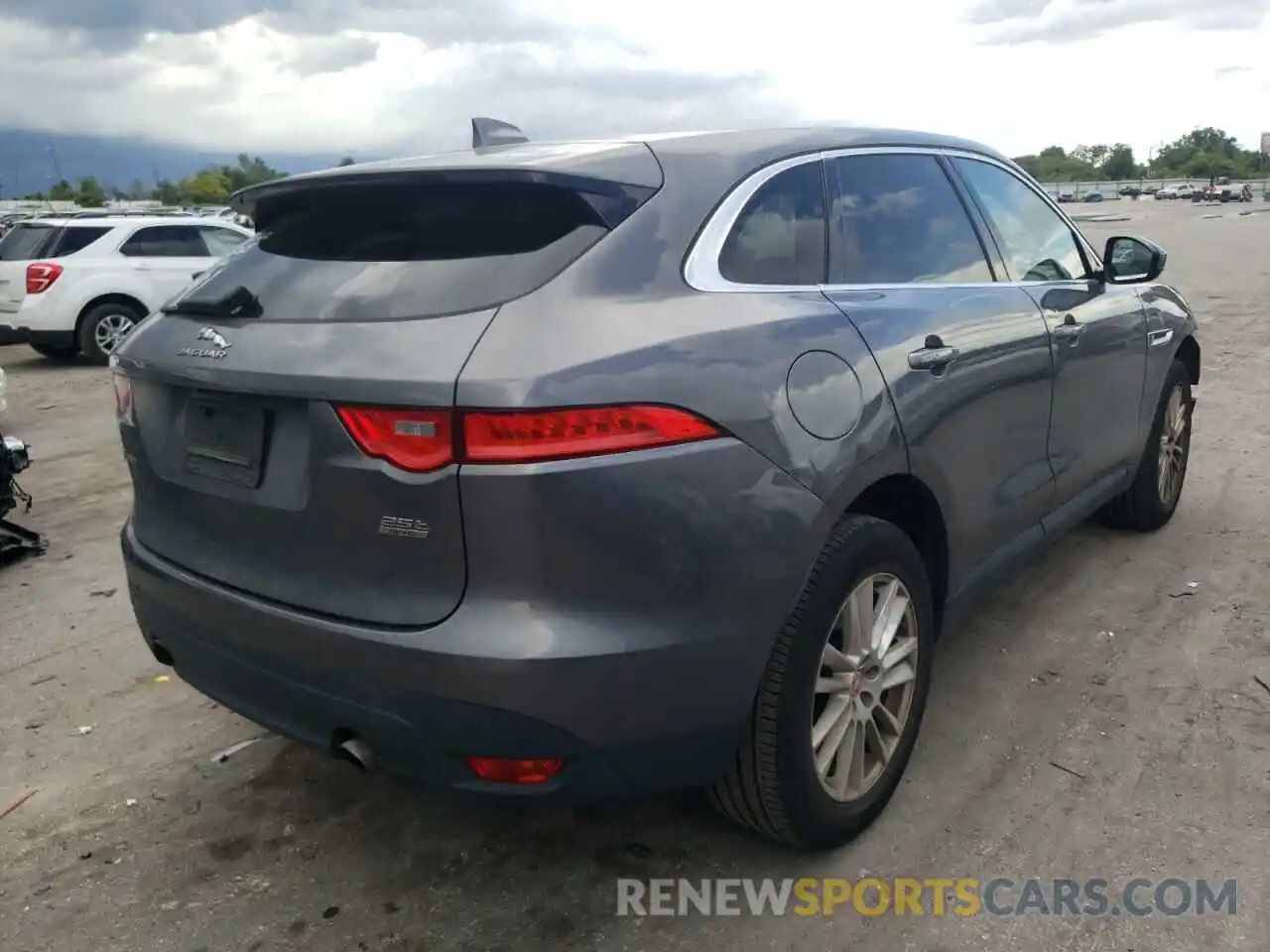 4 Фотография поврежденного автомобиля SADCK2FX8KA358620 JAGUAR F-PACE 2019