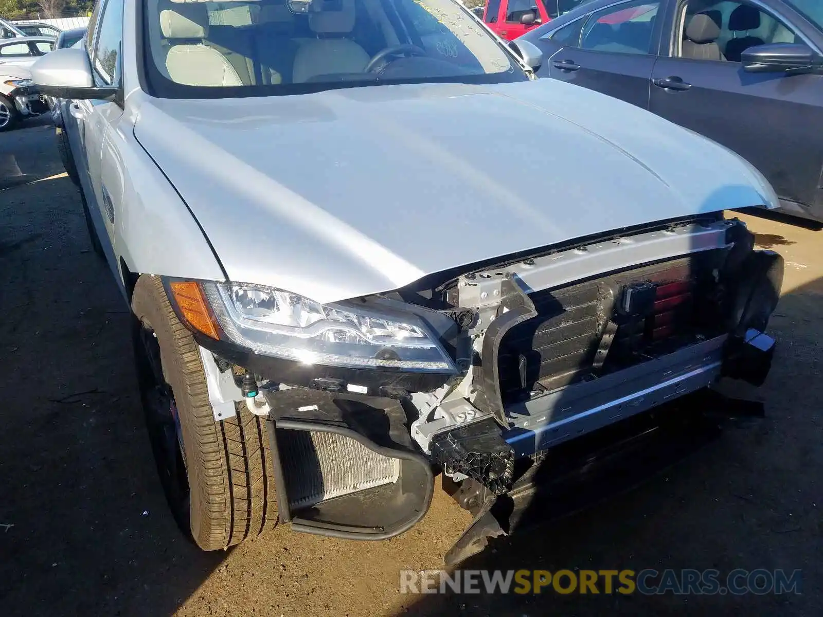 9 Photograph of a damaged car SADCK2FX8KA609779 JAGUAR F-PACE 2019