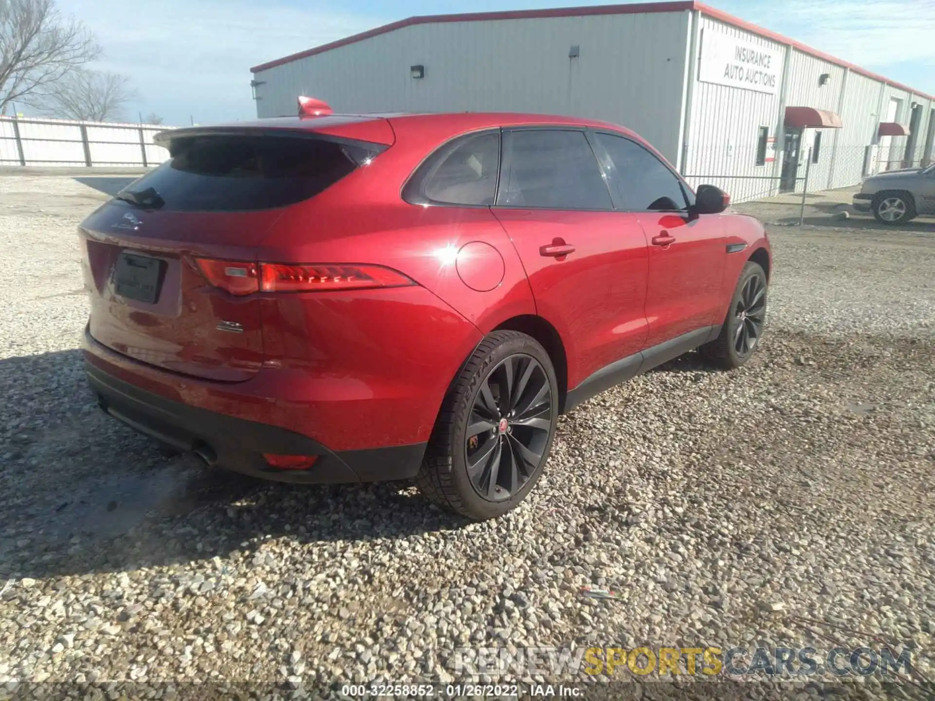 4 Фотография поврежденного автомобиля SADCK2FX9KA394039 JAGUAR F-PACE 2019