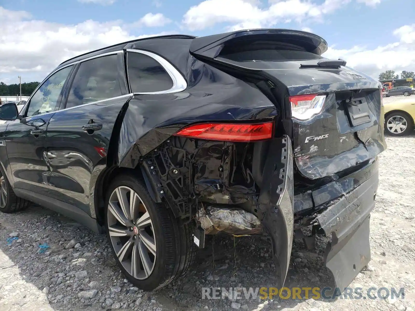 9 Photograph of a damaged car SADCK2FXXKA609931 JAGUAR F-PACE 2019