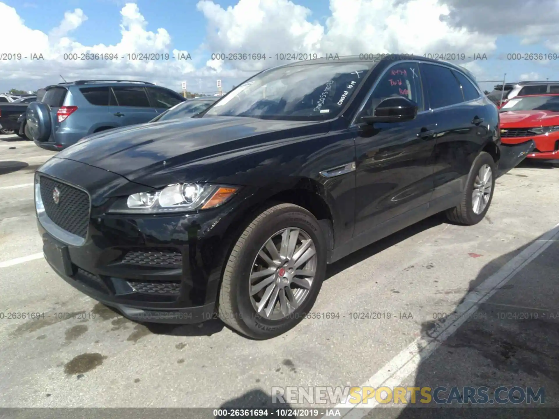 2 Фотография поврежденного автомобиля SADCK2GX0KA390380 JAGUAR F-PACE 2019