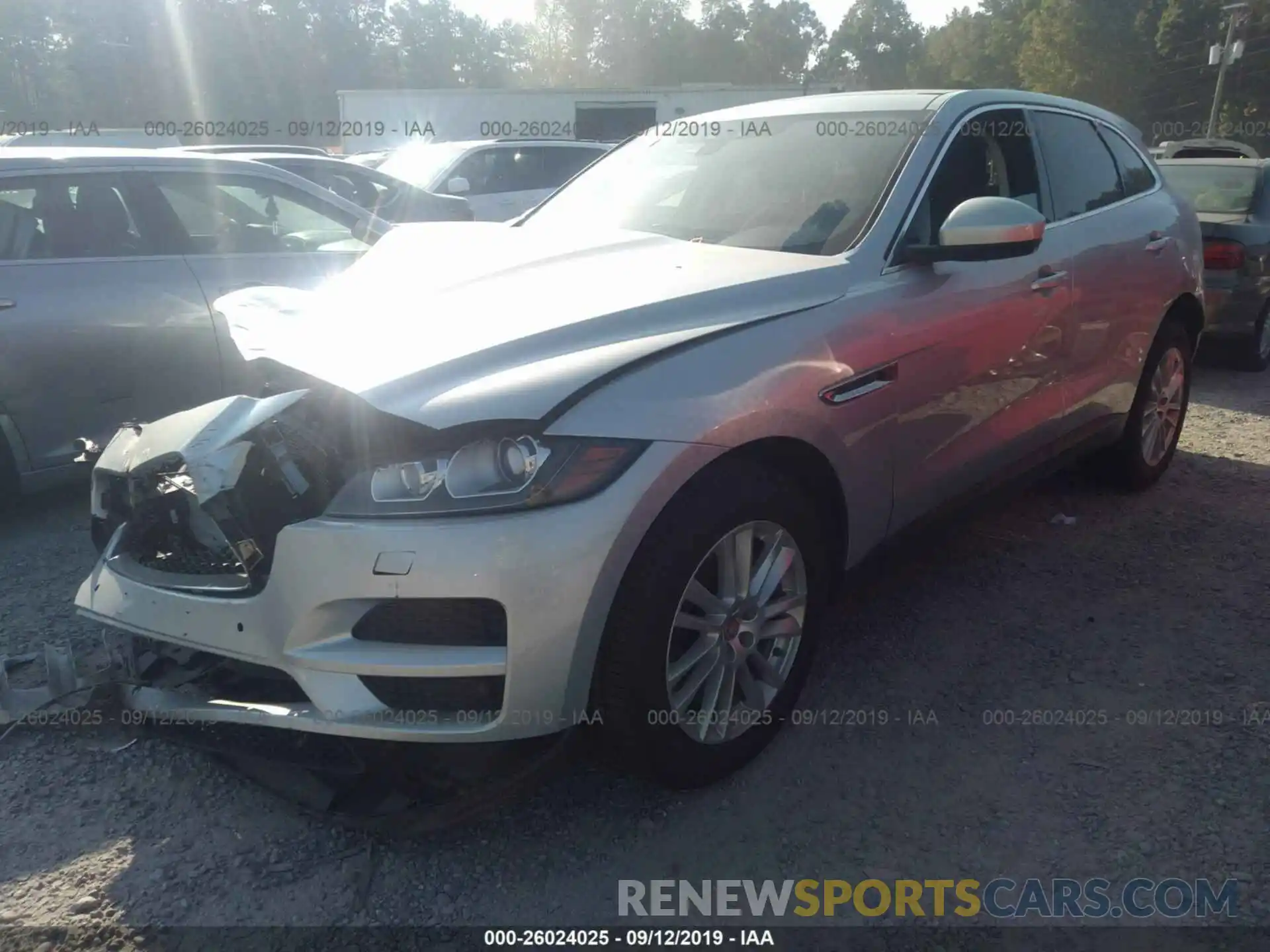 2 Photograph of a damaged car SADCK2GX0KA393053 JAGUAR F-PACE 2019