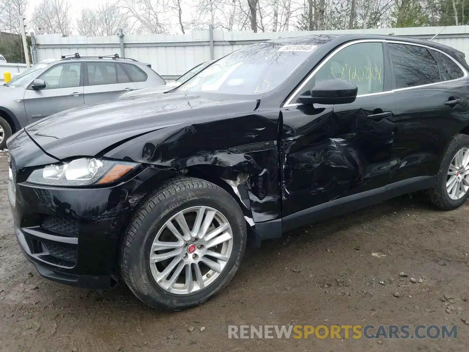 9 Photograph of a damaged car SADCK2GX1KA390162 JAGUAR F-PACE 2019