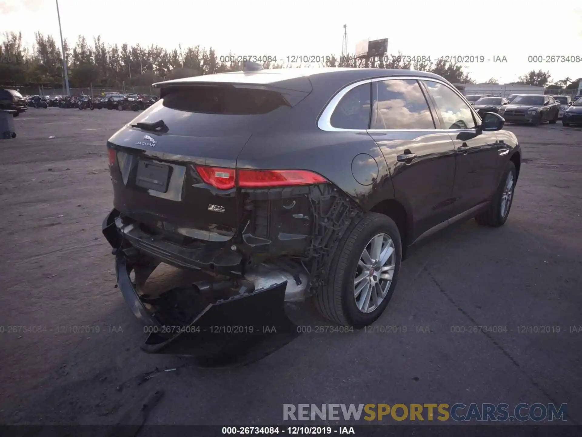 4 Фотография поврежденного автомобиля SADCK2GX1KA392509 JAGUAR F-PACE 2019